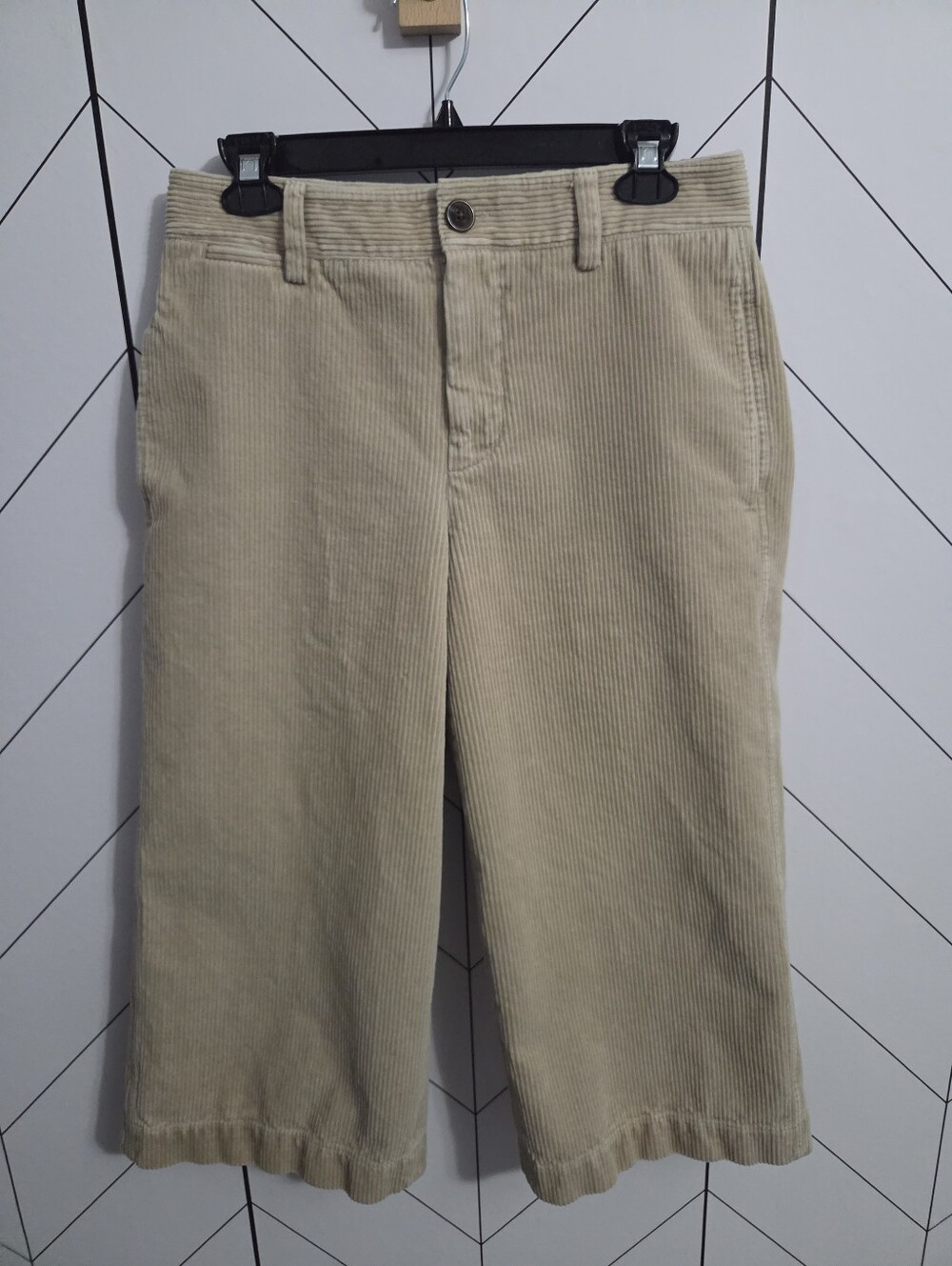 Vince Beige Wide Leg Corduroy Cropped Pants High Rise 100% Cotton, Size 8